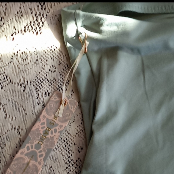 Summer top bundle Hollister lined camisole top with straps and Isis body suit - Picture 13 of 14